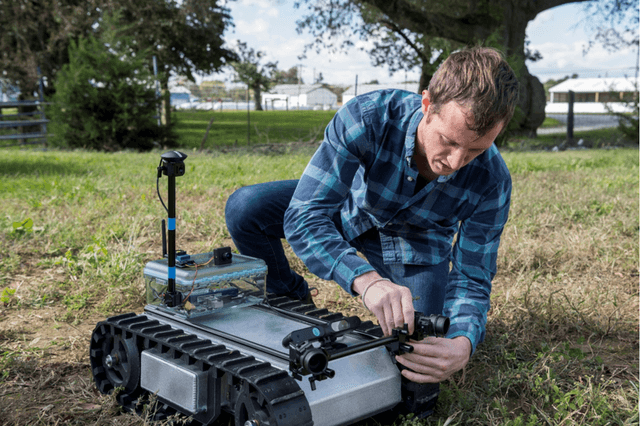 Figure 1 for Design and Construction of Unmanned Ground Vehicles for Sub-Canopy Plant Phenotyping