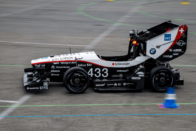 Figure 1 for Optimization-Based Hierarchical Motion Planning for Autonomous Racing